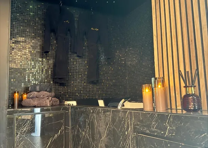 One Night Unique Апартаменты Тулуза